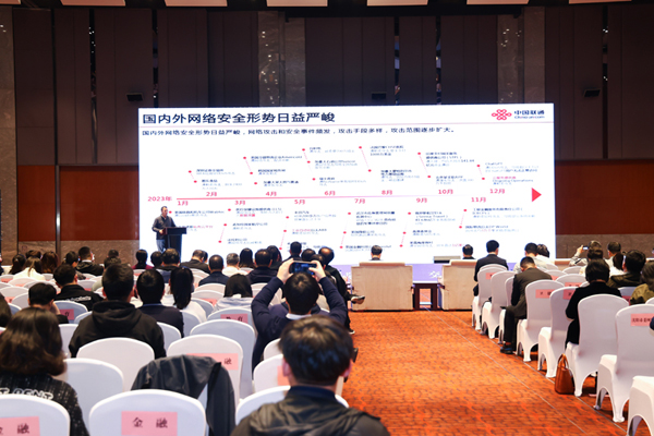 1739934358759898.jpg BI8A0537.jpg