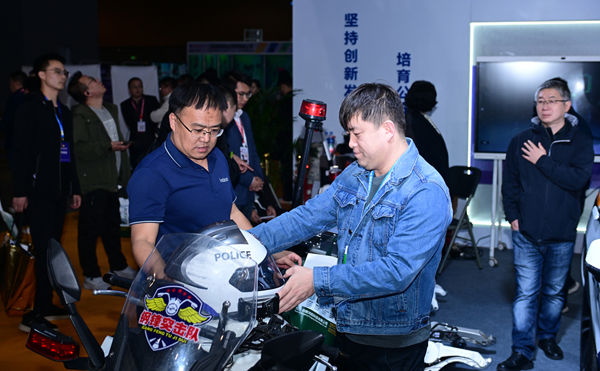 1765268453108701.jpg DSC-478.jpg